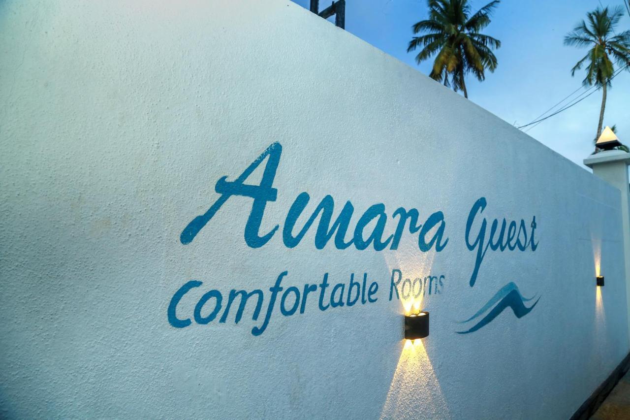 Hôtel Amara Guest à Mirissa Extérieur photo